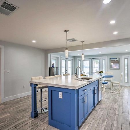 Waterfront Matlacha Home With Hot Tub And Grill! Exterior photo