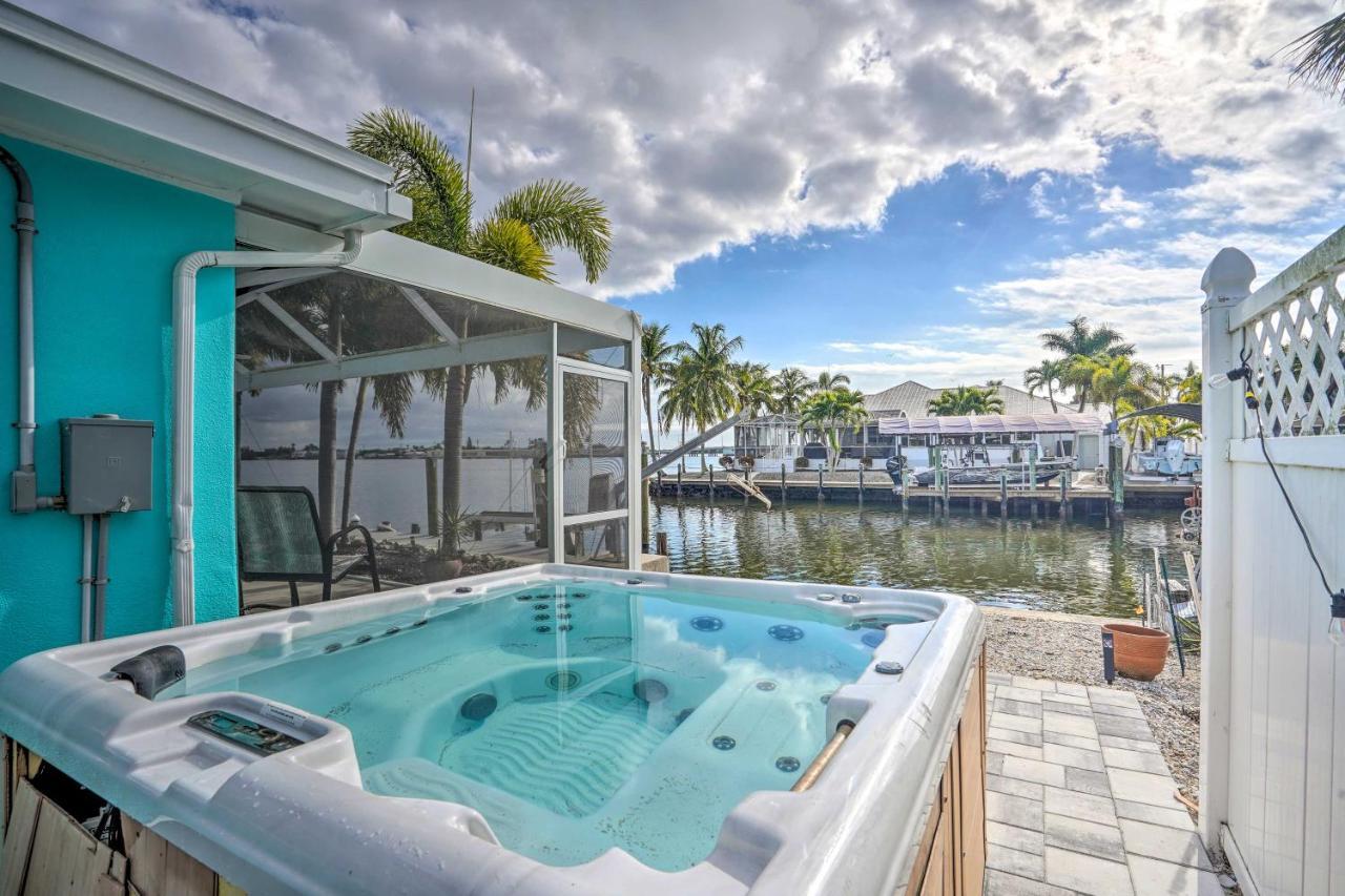 Waterfront Matlacha Home With Hot Tub And Grill! Exterior photo