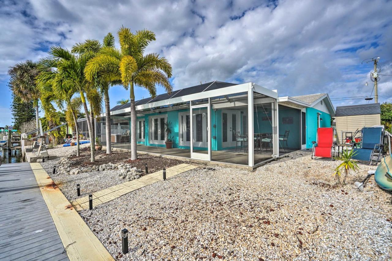 Waterfront Matlacha Home With Hot Tub And Grill! Exterior photo